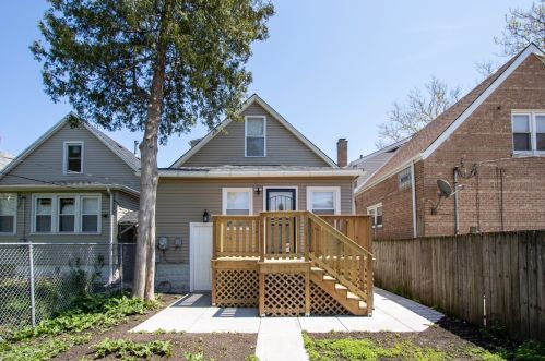 10350 Indiana Ave, Chicago IL  60628-2850 exterior