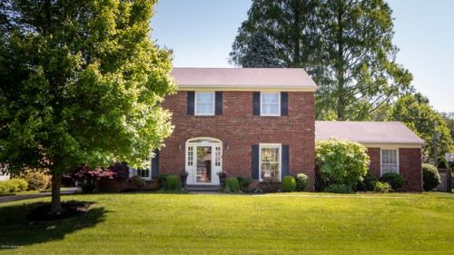 3615 Fallen Timber Dr, Louisville, KY 40241-1618