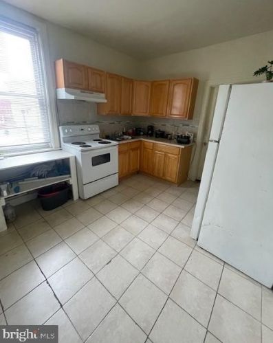 1430 Mckean St, Philadelphia PA 19145-2308 exterior