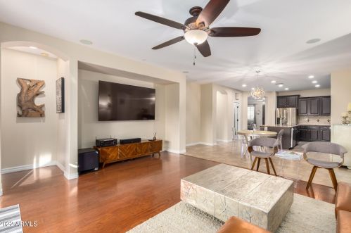 654 Bartlett Way, Chandler AZ  85248-5088 exterior