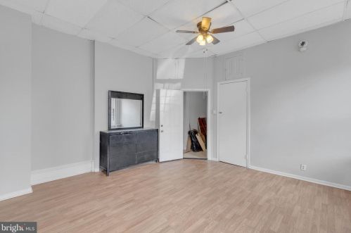 1422 Diamond St, Philadelphia PA 19122-1721 exterior