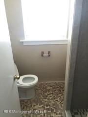 3926 40th St, Milwaukee WI  53221-1032 exterior