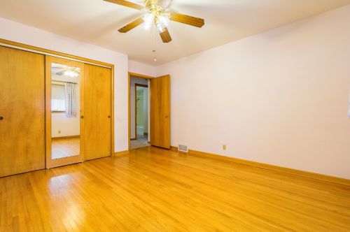 1305 Clara Ave, Joliet IL 60435-3935 exterior