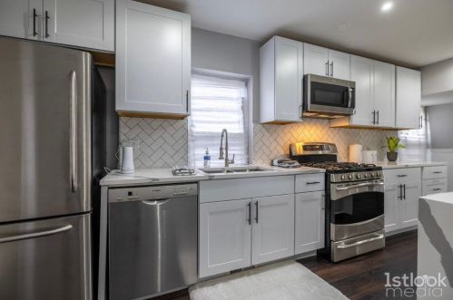 10644 Peoria St, Chicago IL  60643-3028 exterior