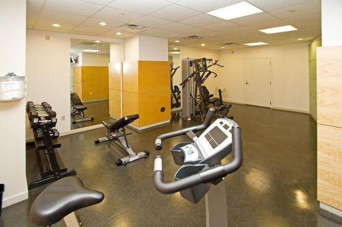 545 Wells St, Milwaukee WI  53202-3806 exterior