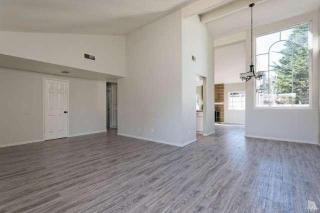 1815 Bearden Ct, Oxnard, CA 93035-3104