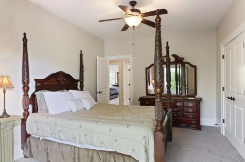 1121 Francis St, Atlanta GA 30344-2313 exterior