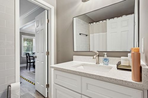 4096 Clay Dr, Atlanta GA  30360-2522 exterior