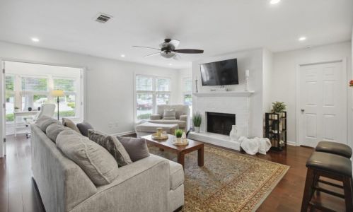 108 Abingdon Way, Atlanta, GA 30328-1628