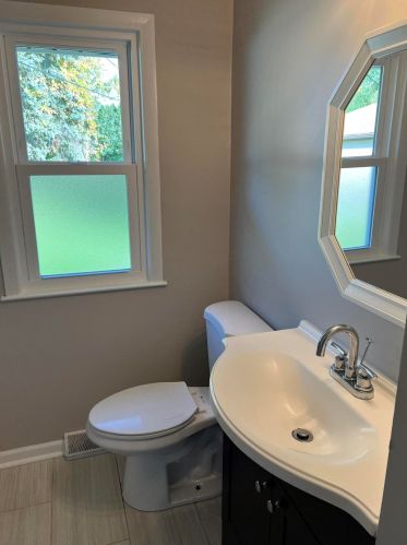 8750 Bender Ave, Milwaukee WI 53218-1018 exterior