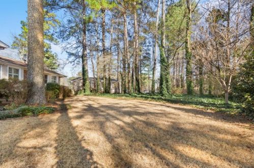 4919 Coldstream Dr, Atlanta GA 30360-1605 exterior