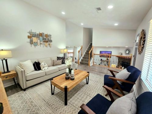 6245 Marbut Farms Rd, Lithonia GA 30058-7974 exterior