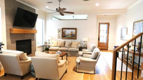 4323 Glenwick Ln, Dallas TX  75205-1034 exterior