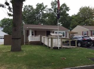 8 Fordham St, Springfield, MA 01104-2119