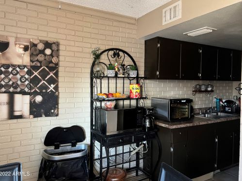 4261 67 Ln, Phoenix AZ 85033-8249 exterior