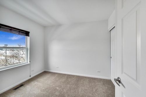 1924 Lotus Ave, Chicago IL 60639-1435 exterior