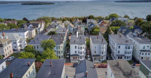 85 Vesper St, Portland, ME 04101-4436