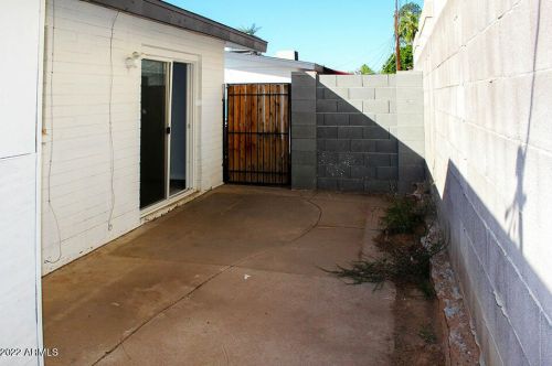 3141 37th St, Phoenix AZ  85018-6347 exterior