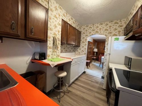 2436 Woodstock Ave, Pittsburgh PA 15218-2631 exterior