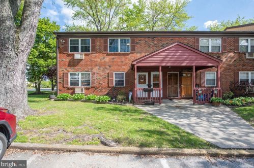 602 Garnet Dr, Burlington NJ  08016-4713 exterior