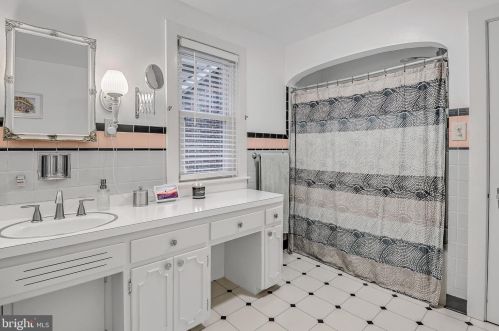 134 Meade Ave, Hanover PA 17331-3622 exterior