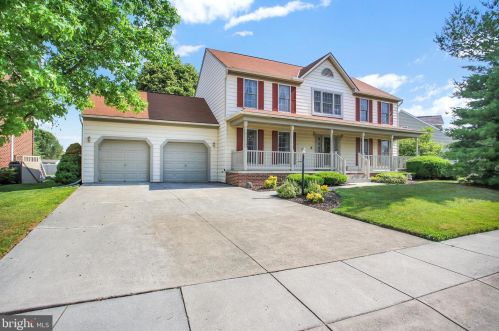 352 Foxleigh Dr, Hanover, PA 17331-1390