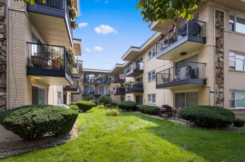 4113 Keeler Ave, Chicago, IL 60641-2267