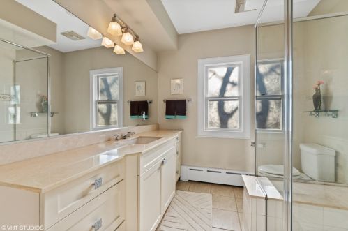 1429 Norwood St, Chicago IL 60660-2207 exterior