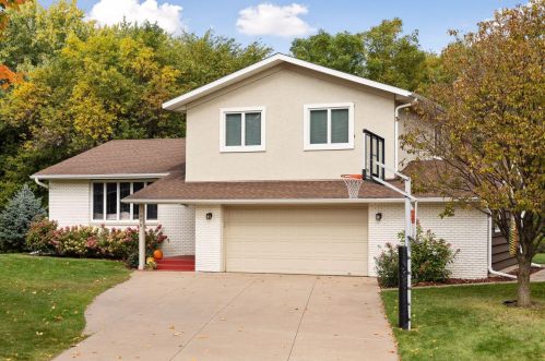 1975 Betty Jane Ct, Saint Paul MN 55109 exterior