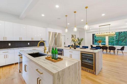 1198 Milmar Dr, Atlanta GA exterior