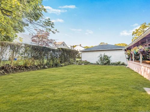 82 Sheridan Ave, Mount Vernon NY 10552-1407 exterior