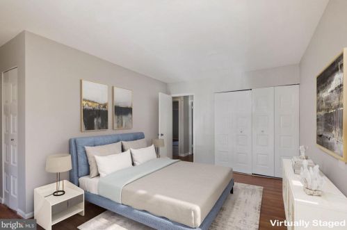 10943 Deborah Dr, Rockville MD 20854-2724 exterior