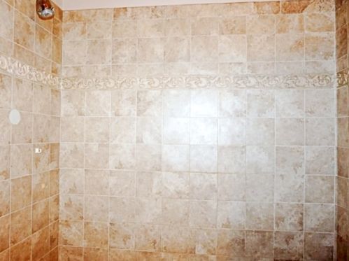 4417 Gladys Ave, Chicago IL 60624-2620 exterior