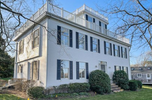 20 Locust Rd, Eastham, MA 02642-2452