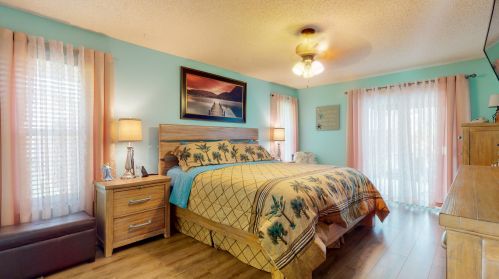 2471 Shell Ave, Fort Pierce FL  34952-6857 exterior