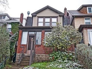 1214 Braddock Ave, Pittsburgh PA  15218-1240 exterior