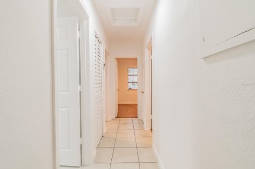 4010 Wallace Ave, Tampa FL 33611-3544 exterior