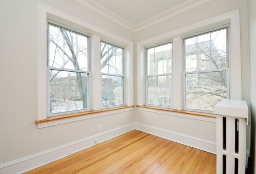 6211 Greenview Ave, Chicago IL  60660-1822 exterior