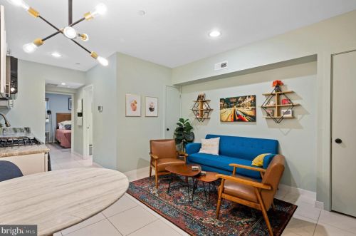 1303 Hope St, Philadelphia PA 19122-3231 exterior