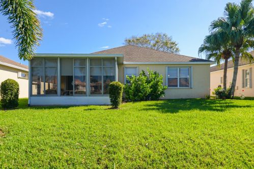 1027 Tuscany Dr, Fort Pierce FL  34986-2188 exterior