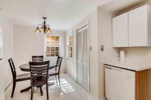 1585 Marlbrook Dr, Atlanta GA 30307-1719 exterior