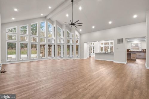 13708 Valley Dr, Rockville MD  20850-5402 exterior