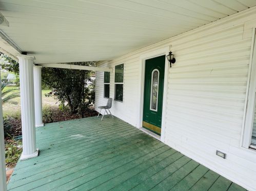 80 Plateau Ave, Defuniak Springs FL  32435-2652 exterior