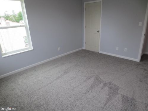 1547 Farmington Ave, Pottstown PA 19464-1401 exterior