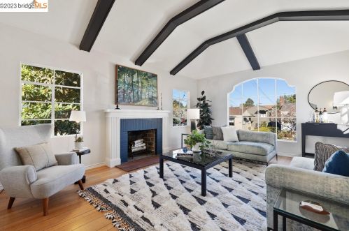 1410 Lincoln St, Berkeley CA 94702-1229 exterior