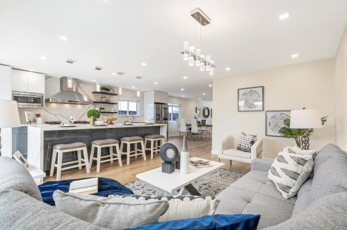 3652 Bloomsbury Way, San Jose CA  95132-2003 exterior