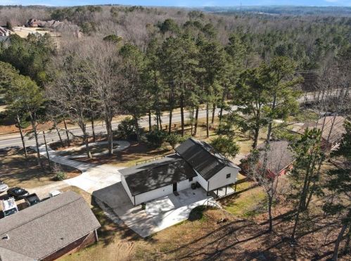 2475 Enon Rd, Atlanta, GA 30331-7843