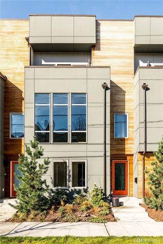 3003 60 Ave, Seattle WA  98178-3522 exterior