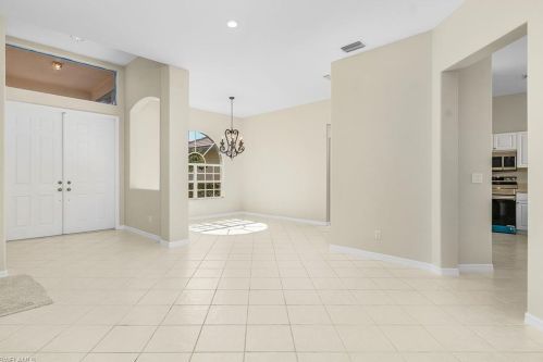 602 Grand Rpd Blvd, Naples FL 34120-4466 exterior