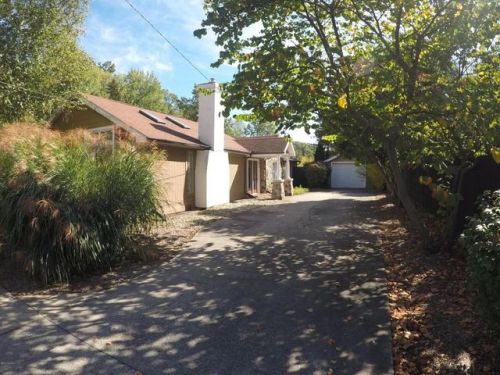 21297 Carlton Ave, Cassopolis MI  49031-8307 exterior